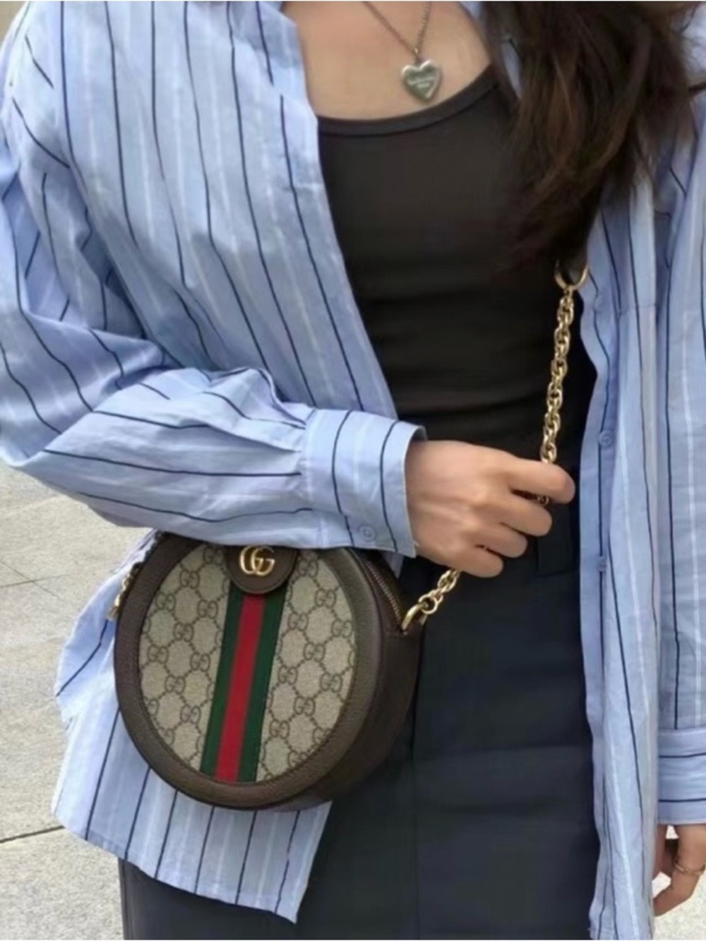 Gucci Brown GG Supreme Round Crossbody with Green-Red Web - Picture 3 of 12